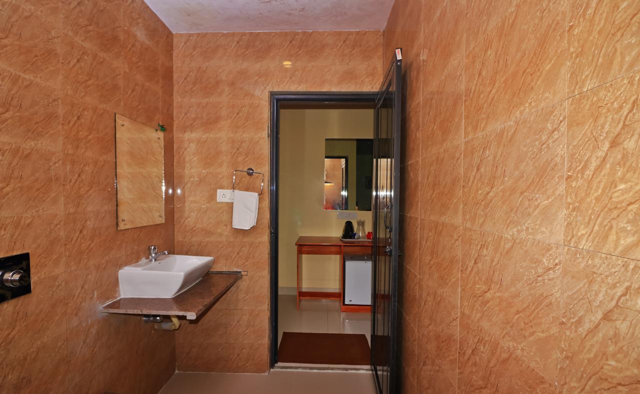 The Kings Hotel Port Blair Exterior photo